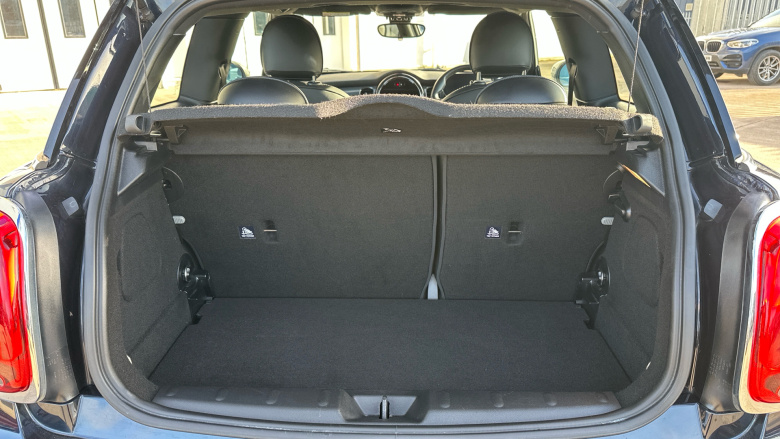 MINI Hatchback 1.5 Cooper Exclusive 3dr Auto Petrol Hatchback